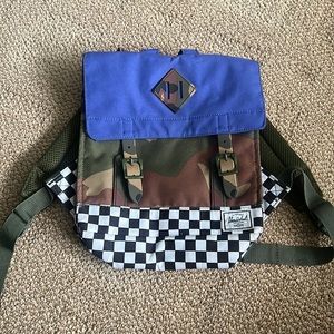 Herschel kids survey backpack